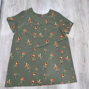 Ava Viv Green Floral Top Size 2X